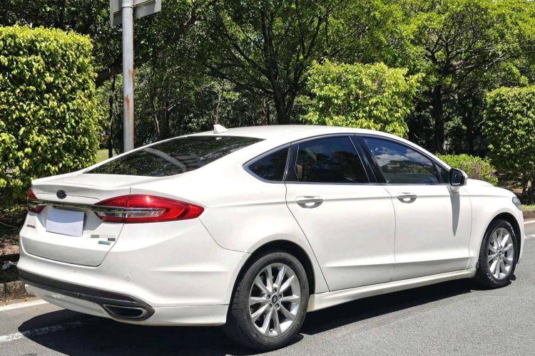 福特 蒙迪欧 2017款 EcoBoost 180 时尚型车身外观6006