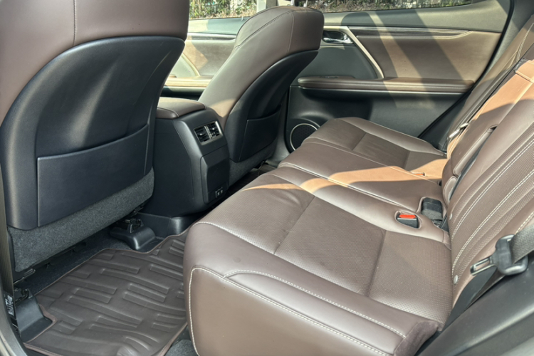 雷克萨斯RX 2021款 300 四驱特别版中控内饰7006