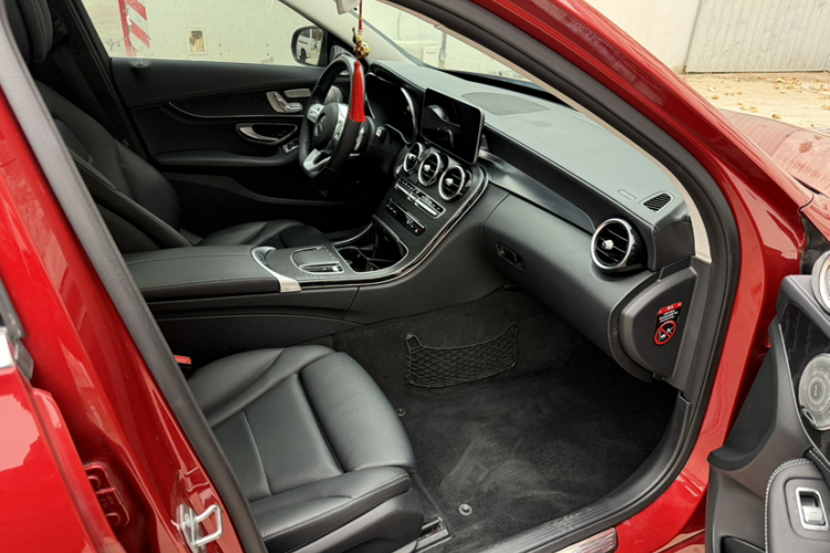 奔驰C级 2020款 C 260 L 运动版中控内饰7003