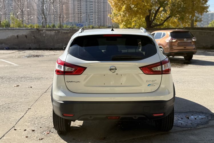 日产 逍客 2017款 2.0L CVT智享版 国V车身外观6004