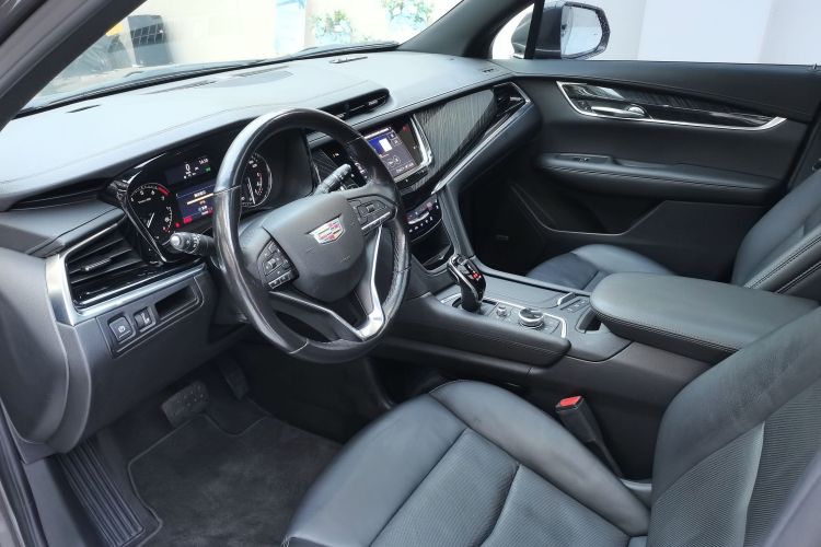 凯迪拉克XT6 2021款 2.0T 七座四驱豪华型中控内饰7002