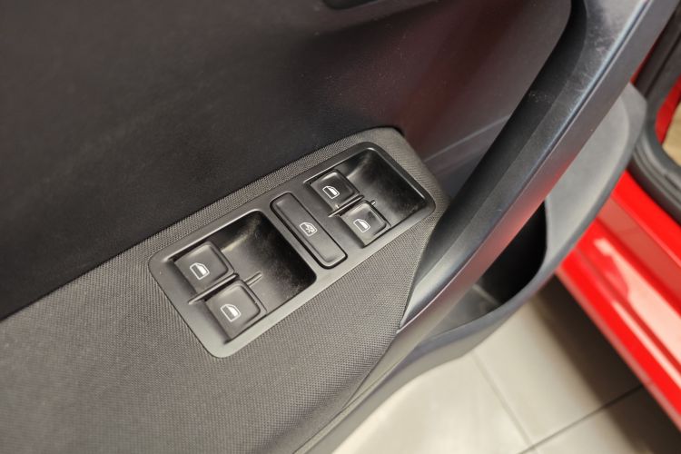 大众 Polo 2018款 1.5L 自动安享型中控内饰7004