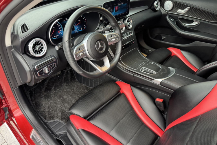 奔驰C级 2020款 C 200 L 时尚型运动版中控内饰7006