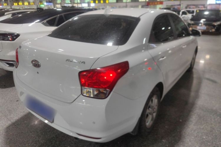 现代 瑞纳 2017款 1.4L 自动跃享版 国V车身外观6004