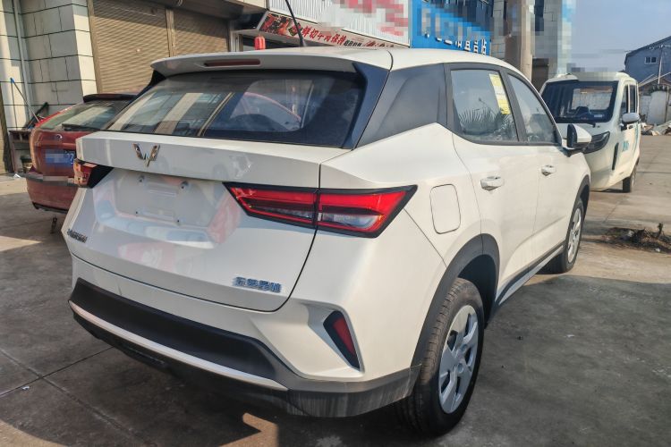 五菱汽车 五菱星驰 2022款 1.5L 手动自由型车身外观6005