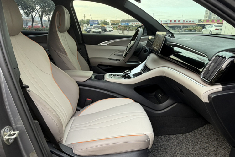 比亚迪 宋Pro新能源 2023款 冠军版 DM-i 71KM领航型局部细节41