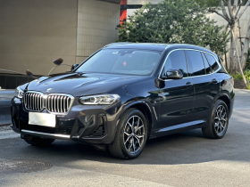 宝马X3 2022款 改款 xDrive25i M运动套装