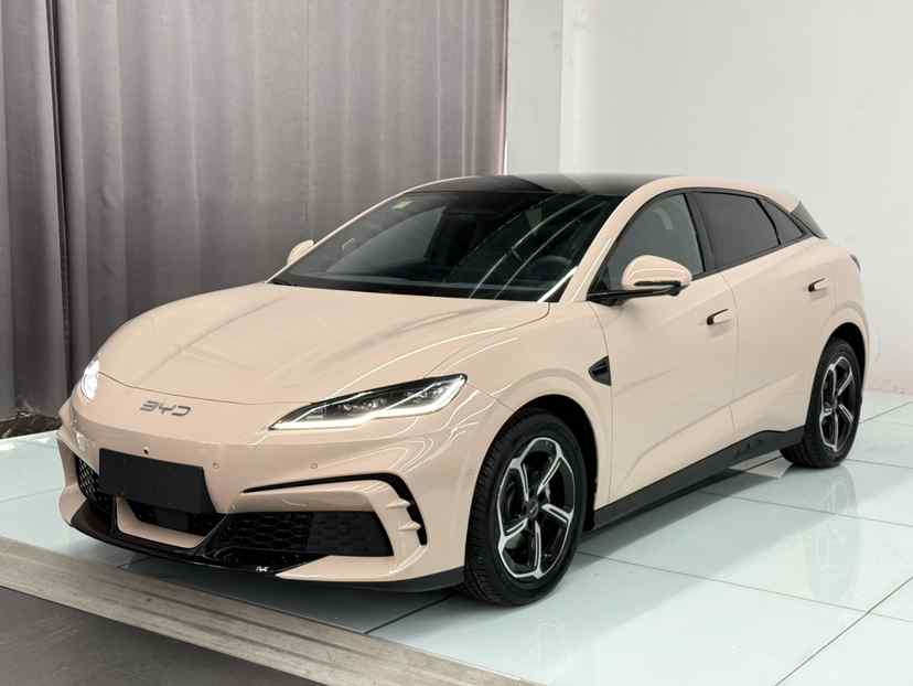 比亚迪 海豹06GT 2025款 智驾版 605热浪版(1)