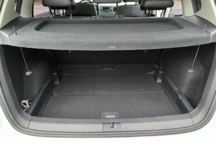 大众 高尔夫·嘉旅 2018款 230TSI 自动进取型局部细节23