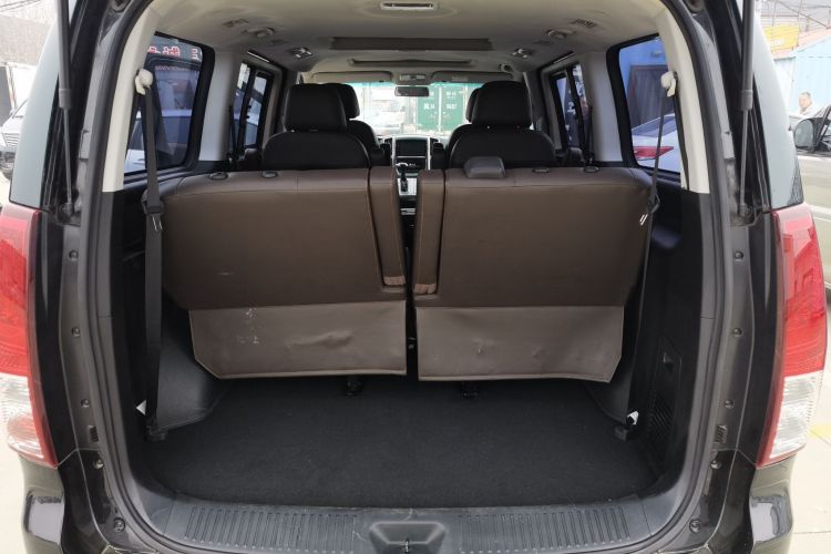 东风风行 风行CM7 2018款 经典版 2.0T 自动尊享型局部细节23