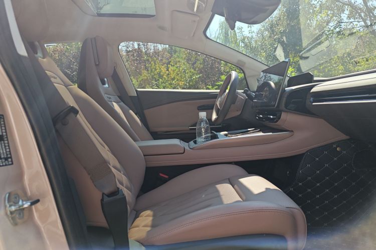 昊铂GT 2024款 全球款 710特高压激光雷达版中控内饰7008