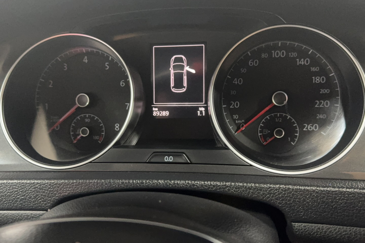 大众 高尔夫 2019款 280TSI DSG舒适型 国VI中控内饰15