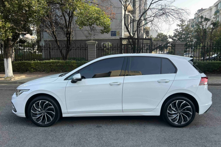 大众 高尔夫 2024款 280TSI DSG Pro 50年传奇版车身外观6006