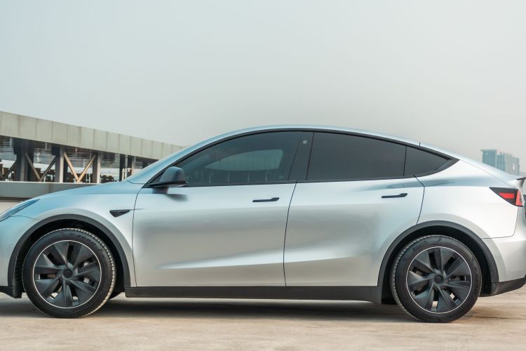 特斯拉 Model Y 2022款 改款 后轮驱动版车身外观6004