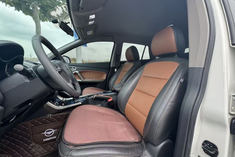 海马S5 2015款 1.5T CVT豪华型中控内饰7002