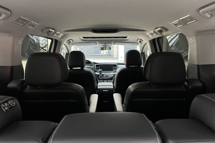 广汽传祺 传祺M8 2020款 领航款 390T 尊享版中控内饰7007