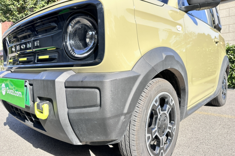 吉利银河 2025款 210km 熊猫骑士车身外观6004