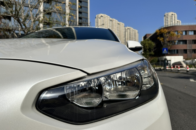 宝马1系 2017款 118i 时尚型车身外观6001