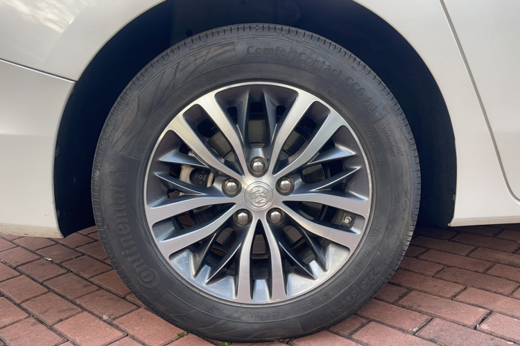 别克GL8 2020款 ES陆尊 653T 舒适型车身外观6005