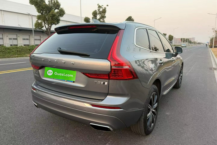 沃尔沃XC60 2019款 T5 四驱智雅豪华版 国VI车身外观6010