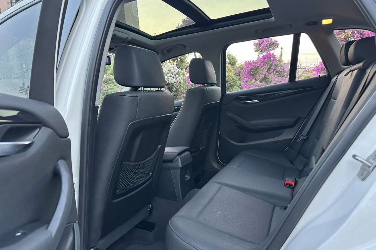 宝马X1 2015款 sDrive18i 领先晋级版中控内饰7005