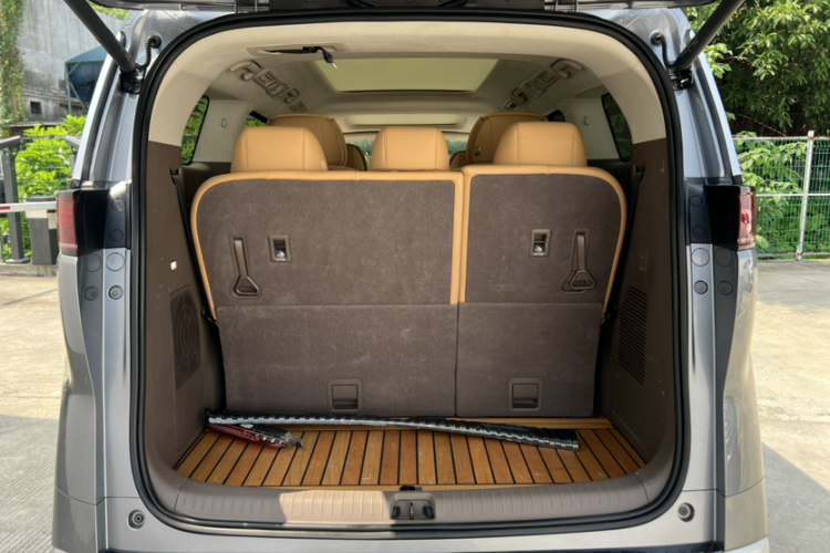 腾势D9 2022款 DM-i 970 四驱旗舰型局部细节23