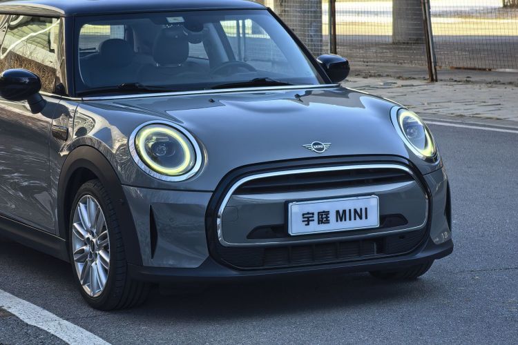 MINI 2022款 1.5T COOPER 经典派车身外观6002