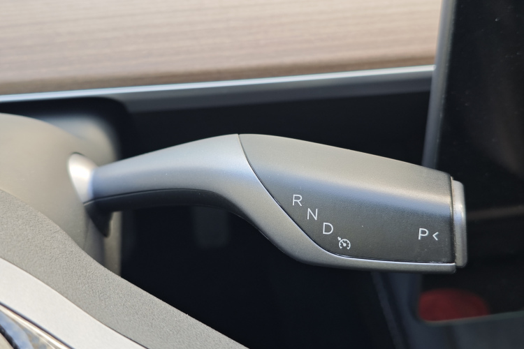 特斯拉 Model Y 2021款 标准续航后驱版局部细节18