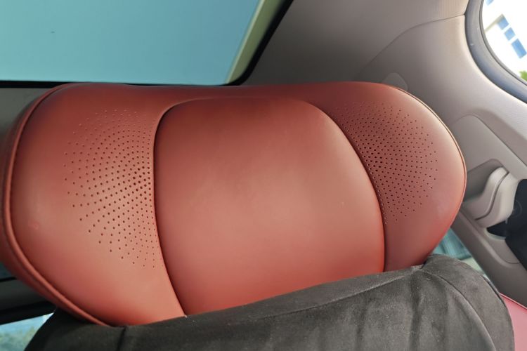 小鹏P7 2022款 670N+中控内饰7012