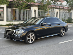 奔驰E级 2018款 改款 E 300 L 运动豪华型
