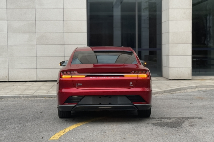 比亚迪 汉 2020款 EV 四驱高性能版旗舰型车身外观6004