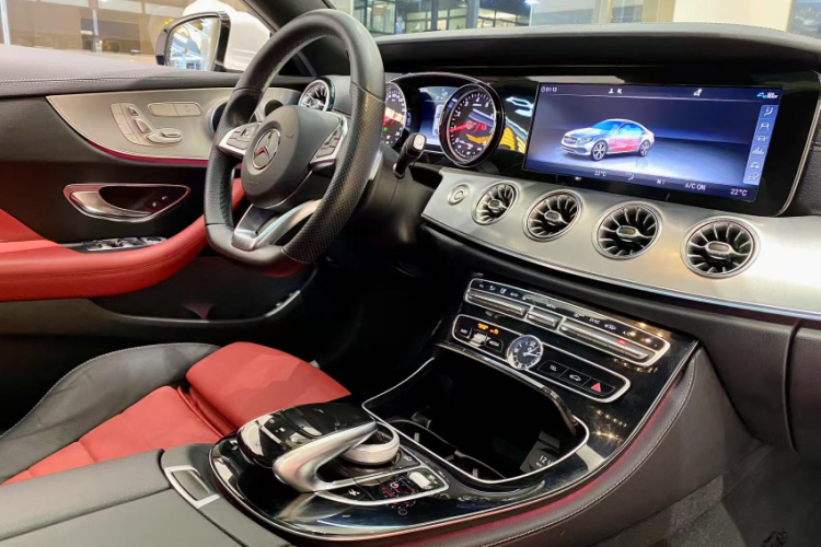 奔驰E级(进口) 2017款 E 200 4MATIC 轿跑车中控内饰7008