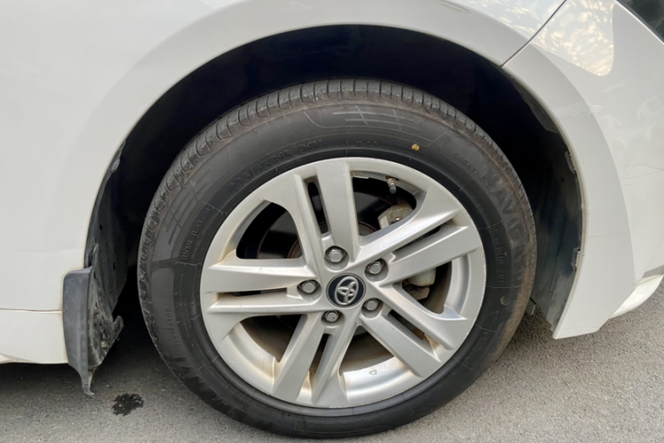 丰田 雷凌 2022款 双擎 1.8H E-CVT领先版车身外观6005