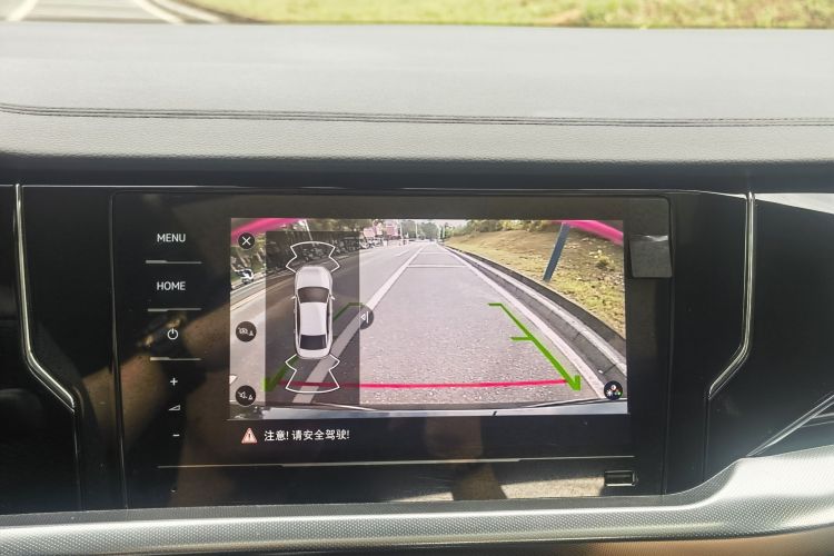 大众 帕萨特 2025款 出众款 380TSI 星空龙腾版中控内饰7005