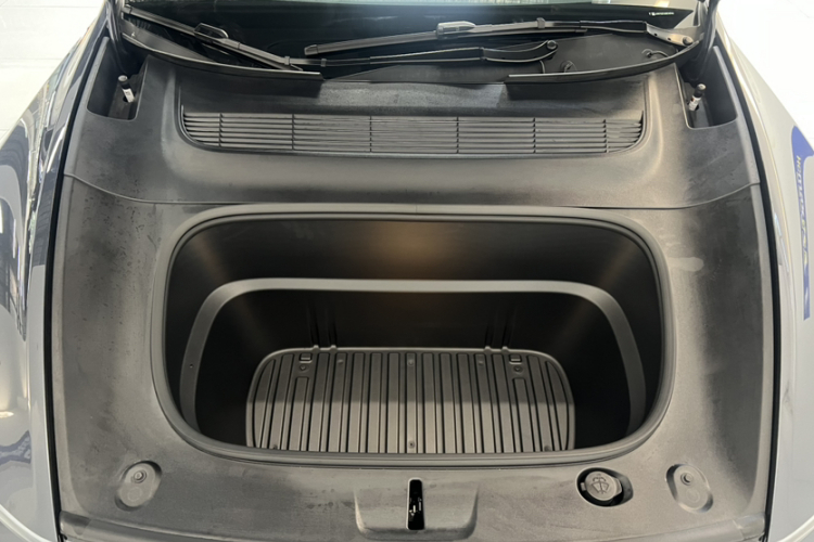 特斯拉 Model Y 2025款 后轮驱动版局部细节24