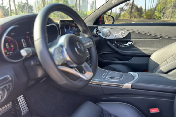 奔驰C级(进口) 2019款 C 260 轿跑车车身外观6011