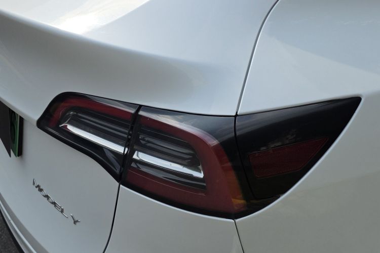 特斯拉 Model Y 2021款 长续航全轮驱动版局部细节9002