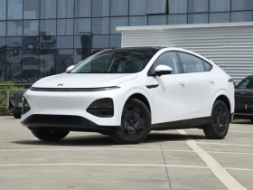 小鹏G6 2025款 625 长续航 Max 科技版