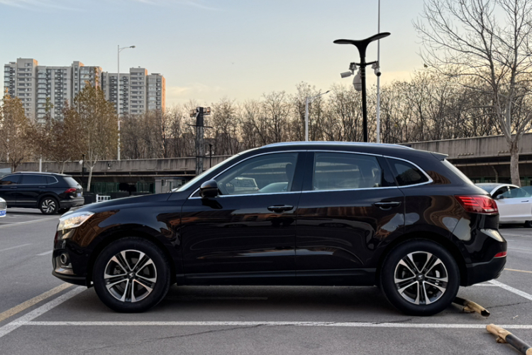 宝沃BX7 2016款 28T 两驱豪华版 5座车身外观6002