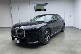 宝马7系 2023款 735Li M运动套装