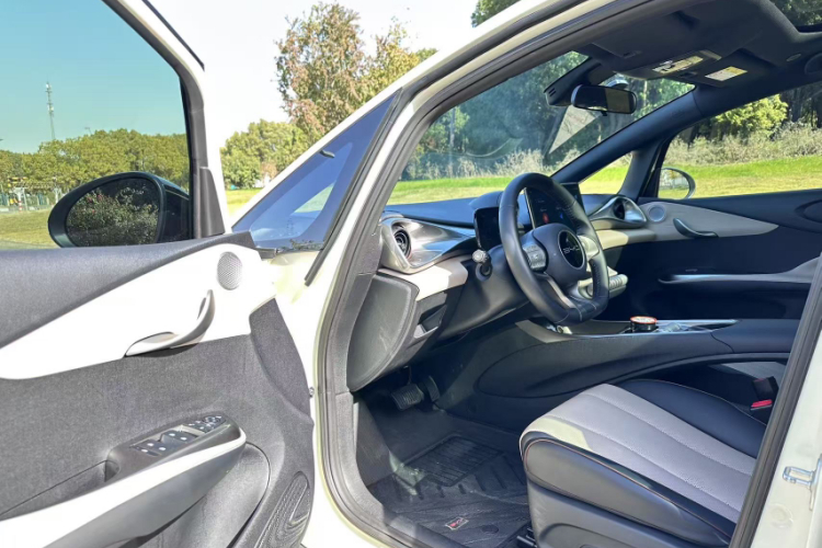 比亚迪 海豚 2023款 420km 时尚版中控内饰7004