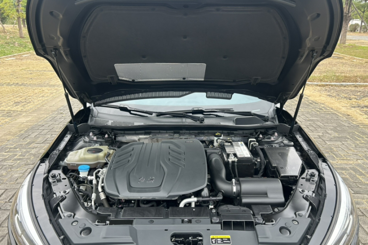 红旗H5 2022款 经典款 改款 1.8T 自动智联旗韵版局部细节24