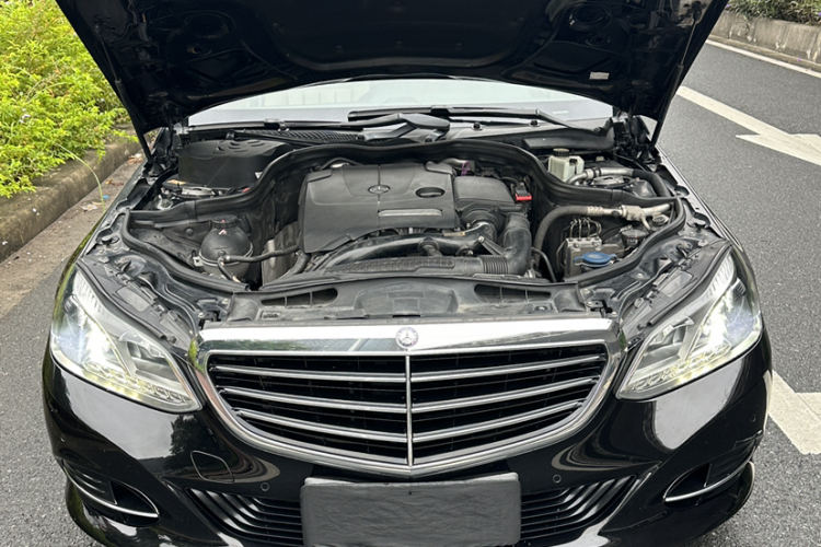 奔驰E级 2015款 E 200 L局部细节24