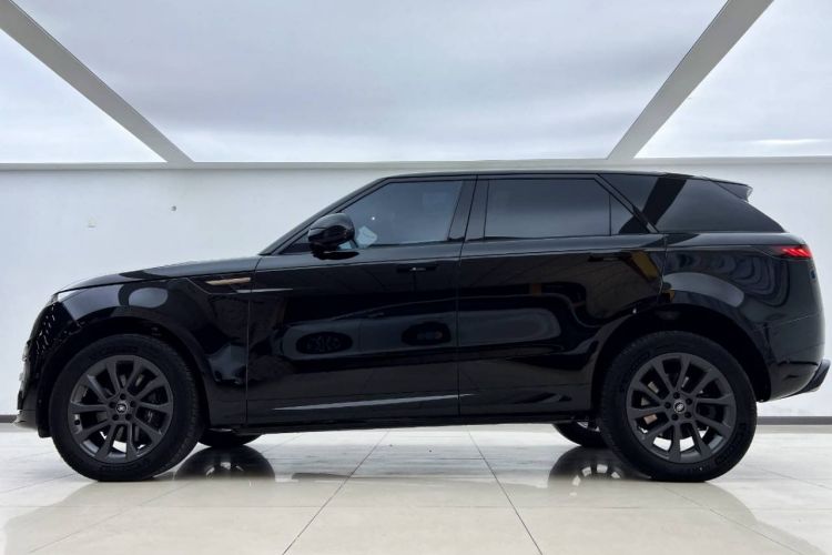 路虎 揽胜运动版 2024款 400PS Dynamic SE车身外观6002