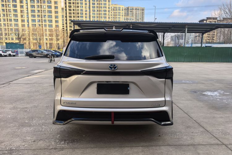 丰田 赛那SIENNA 2021款 2.5L混动 舒适版车身外观6005
