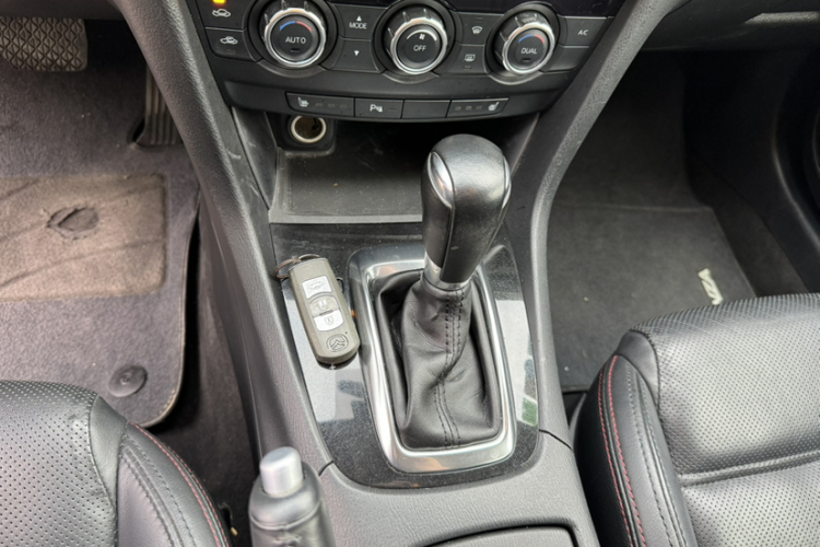 马自达 阿特兹 2014款 2.5L 蓝天至尊版局部细节18