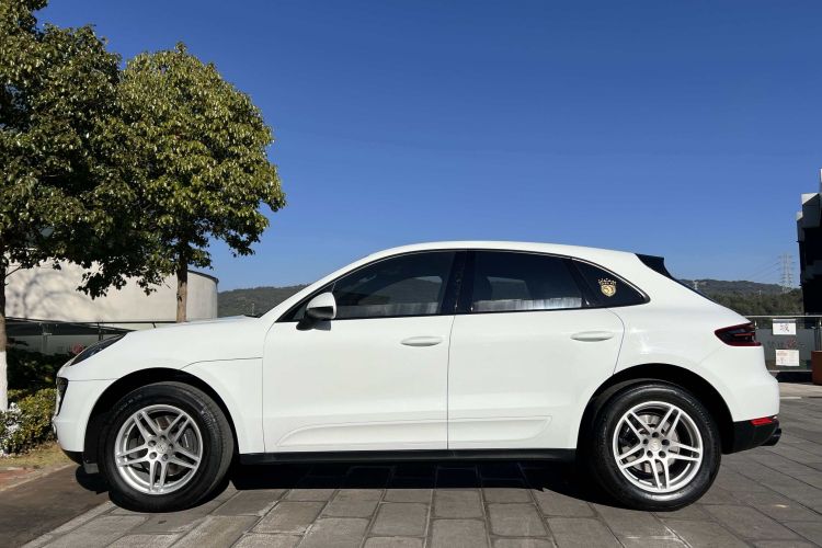 保时捷 2017款  Macan 2.0T车身外观6005