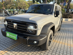 坦克300 2023款 越野版 2.0T 挑战者