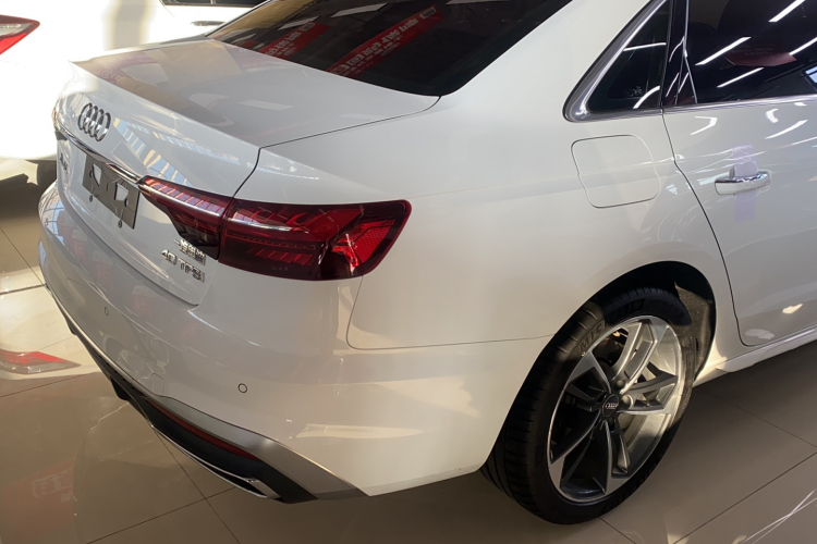 奥迪A4L 2020款 40 TFSI 时尚动感型车身外观6003