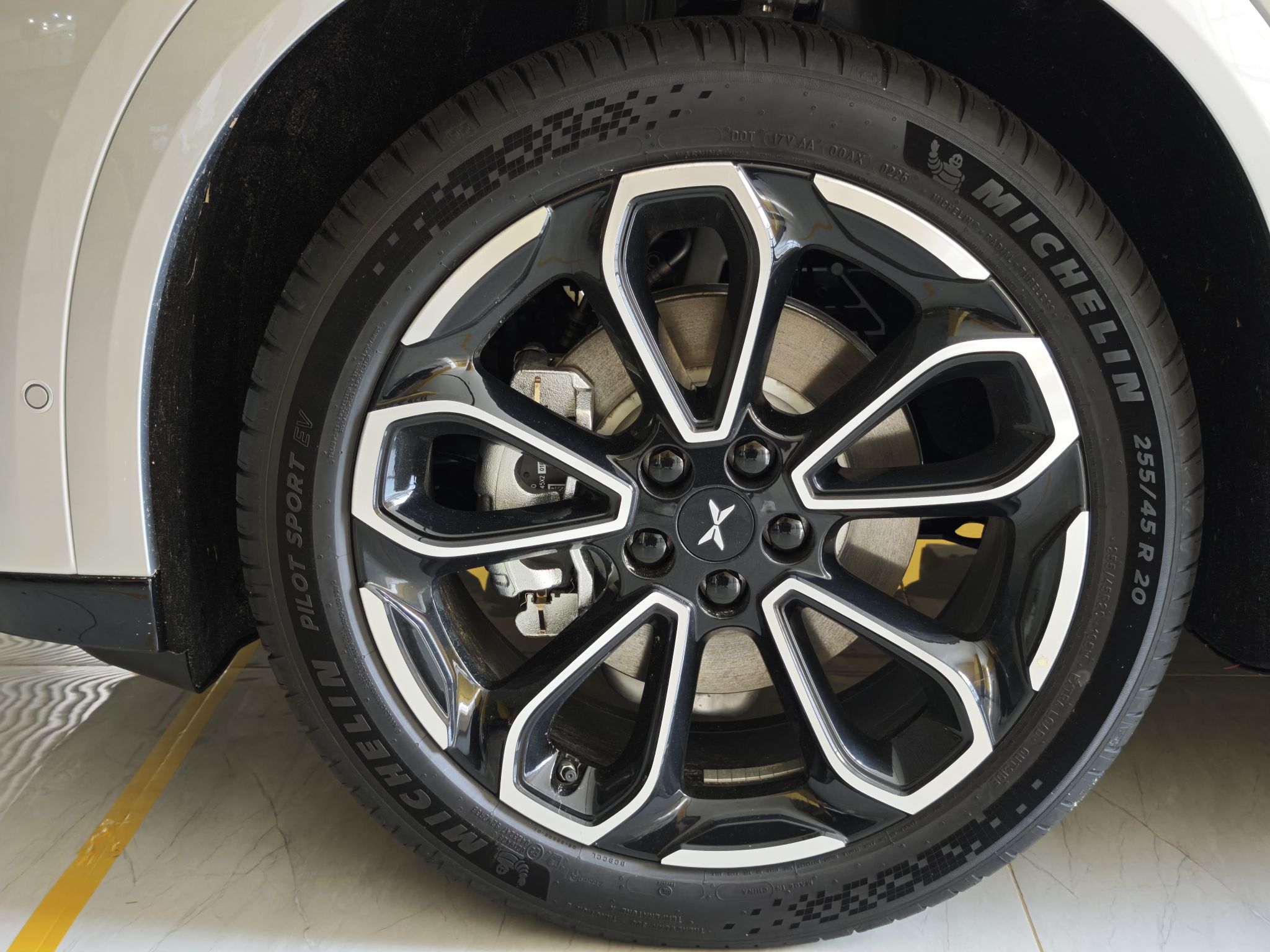 小鹏G6 2025款 625 长续航 Max 旗舰版